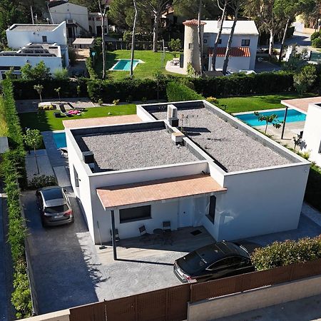 ל'אסטרטיט Villa Del Mas Pinell מראה חיצוני תמונה