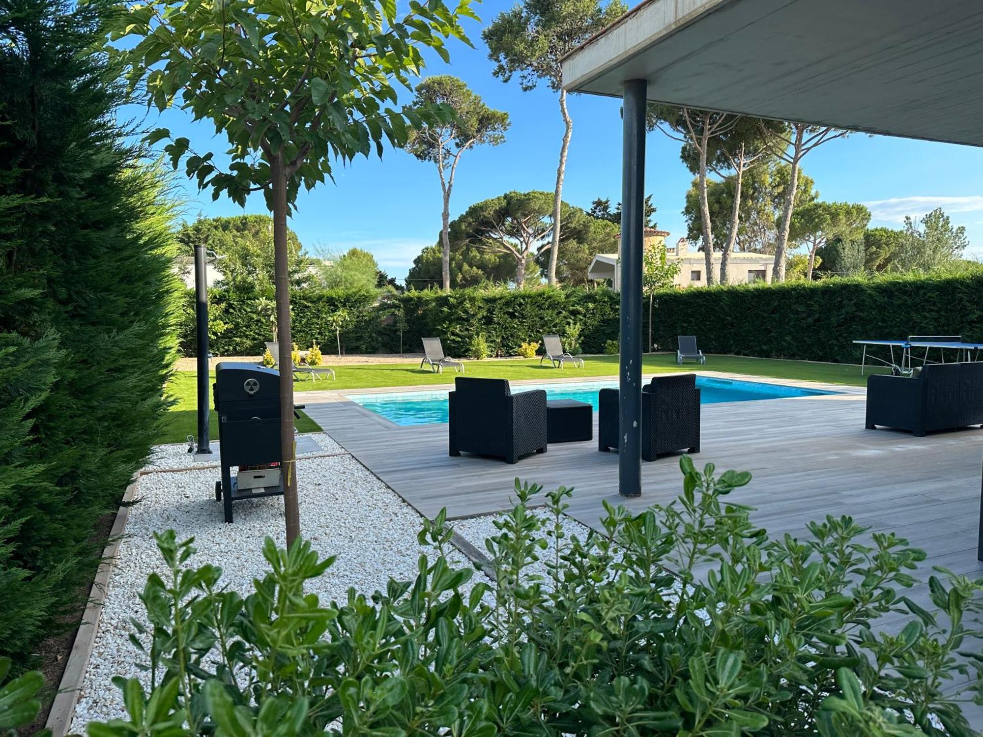 ל'אסטרטיט Villa Del Mas Pinell מראה חיצוני תמונה