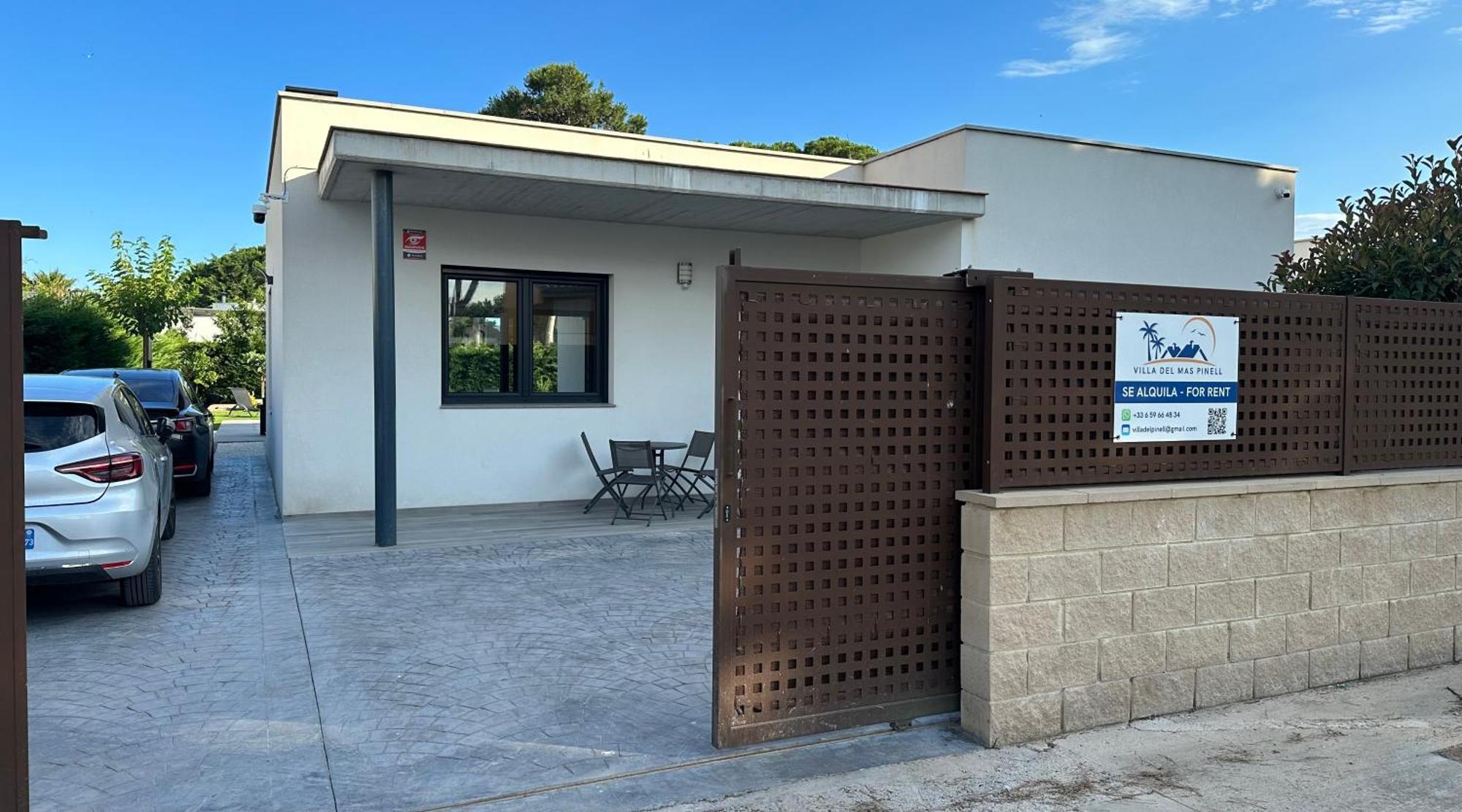 ל'אסטרטיט Villa Del Mas Pinell מראה חיצוני תמונה