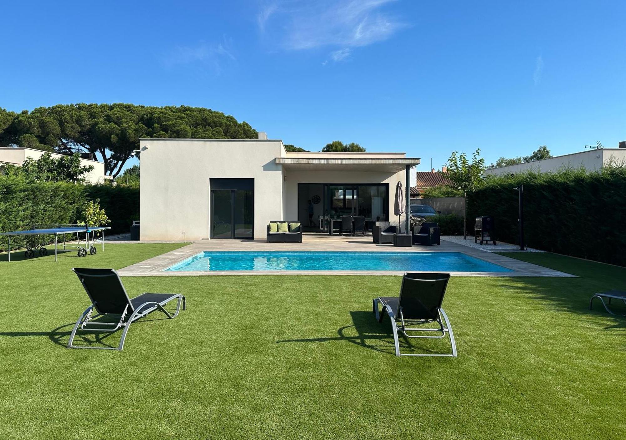 ל'אסטרטיט Villa Del Mas Pinell מראה חיצוני תמונה